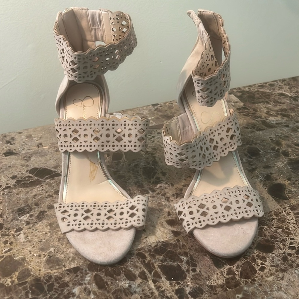 Jessica Simpson neutral color, high heel shoes hardly worn